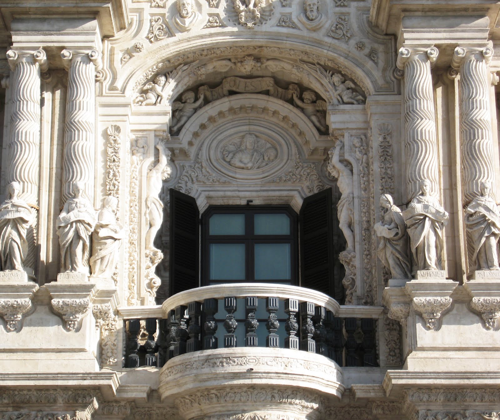 Palacio de San Telmo Detalle de Balcón de la Fachada